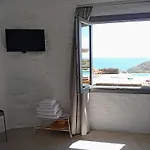 Mandrokathisio Sifnos