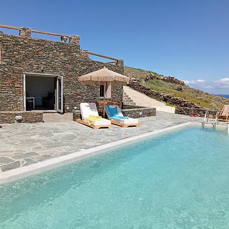 Mandrokathisio Sifnos * Chrisopigi (Sifnos)