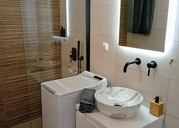 Mandrokathisio Sifnos *